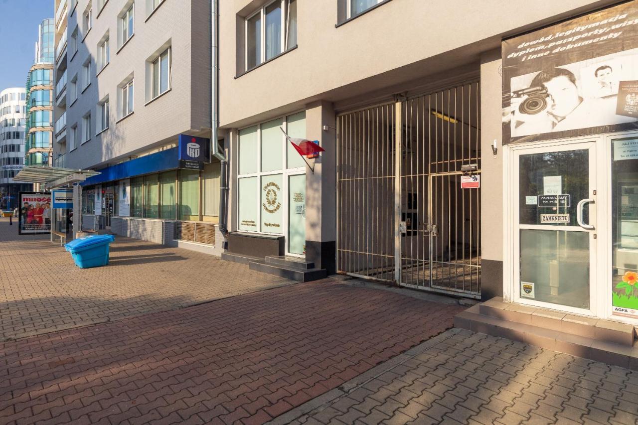 Piekna 2-Bedroom Apartment Varšava Exteriér fotografie